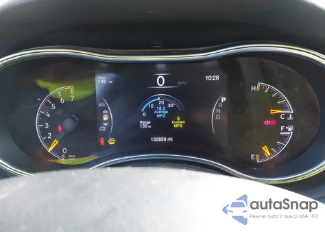 2019 Jeep Grand Cherokee Laredo z USA, uszkodzony, nr VIN 1C4RJFAG8KC706248